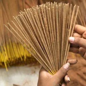 incense-sticks-3-600×600-1-600×600
